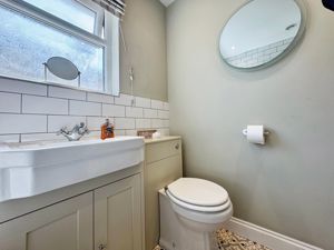 Craigfield Avenue- click for photo gallery